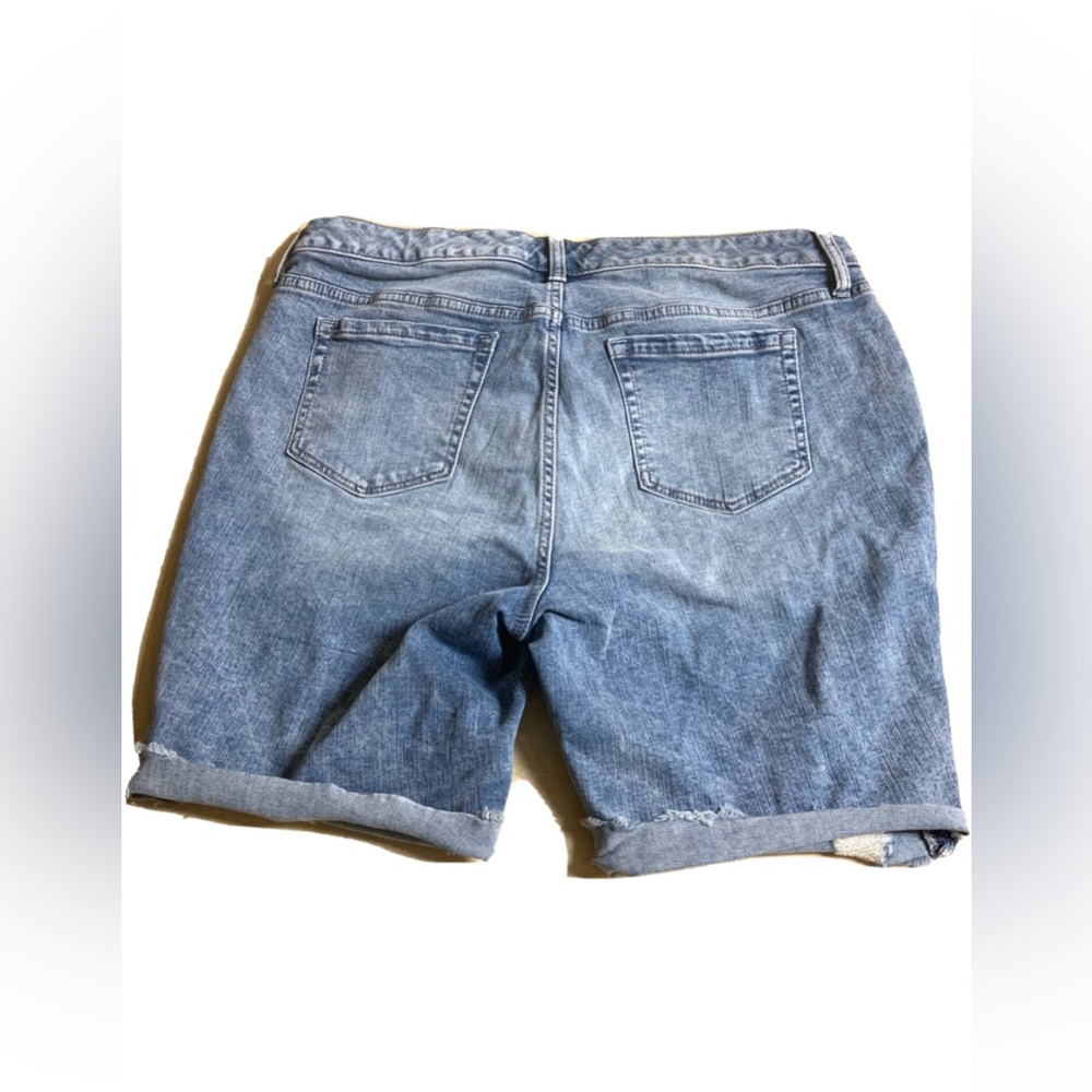 Torrid Womens Jean Shorts Stretch Denim Blue Boyfriend Distressed Bermuda